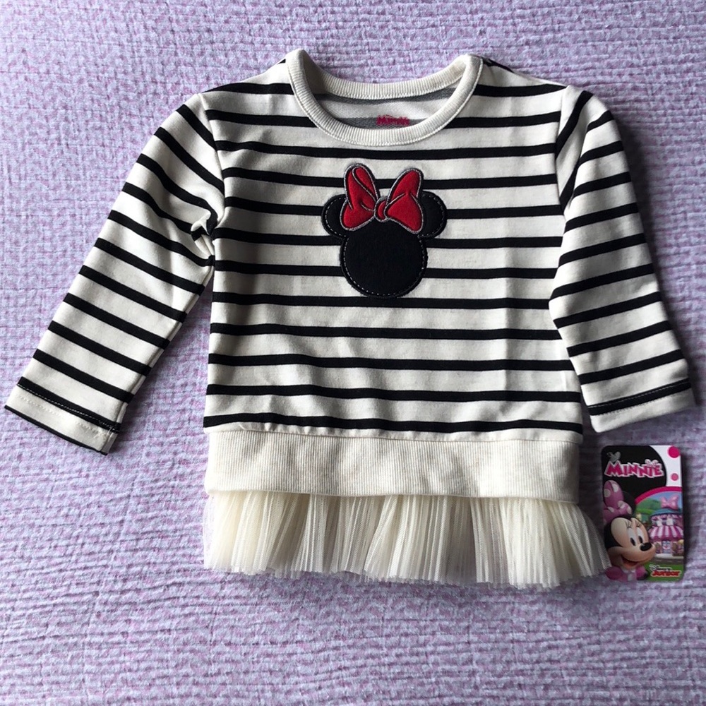 Minnie Mouse sweater.